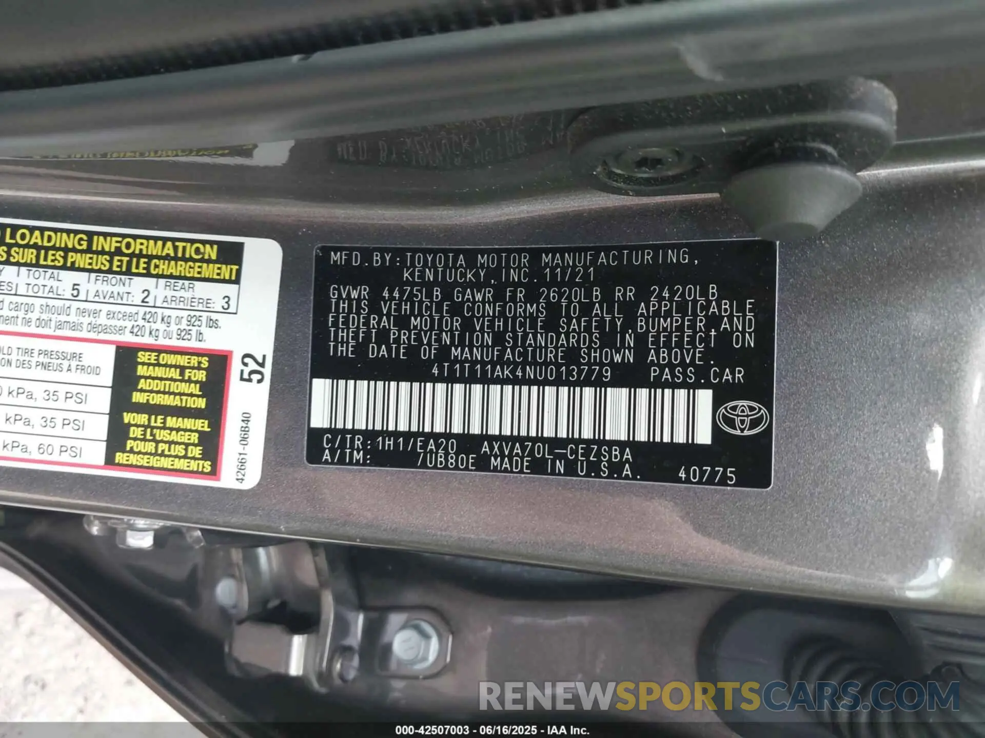 9 Photograph of a damaged car 4T1T11AK4NU013779 TOYOTA CAMRY 2022