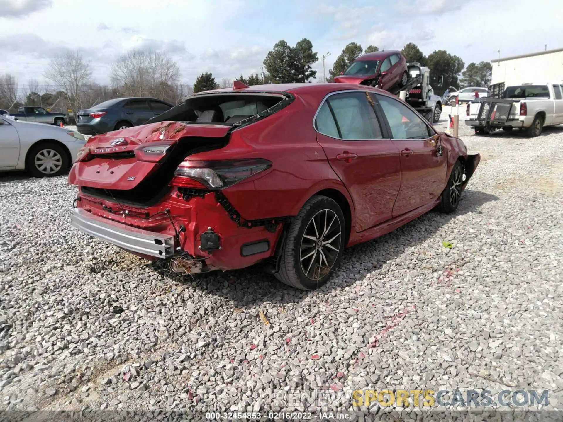 4 Photograph of a damaged car 4T1T11AK4NU025057 TOYOTA CAMRY 2022