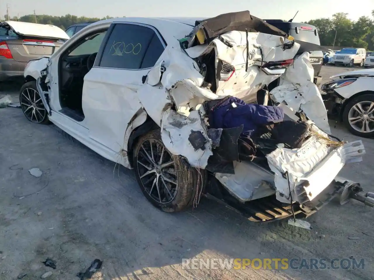 3 Photograph of a damaged car 4T1T11AK4NU617462 TOYOTA CAMRY 2022