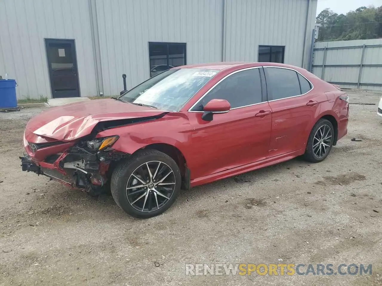 1 Photograph of a damaged car 4T1T11AK5NU026069 TOYOTA CAMRY 2022