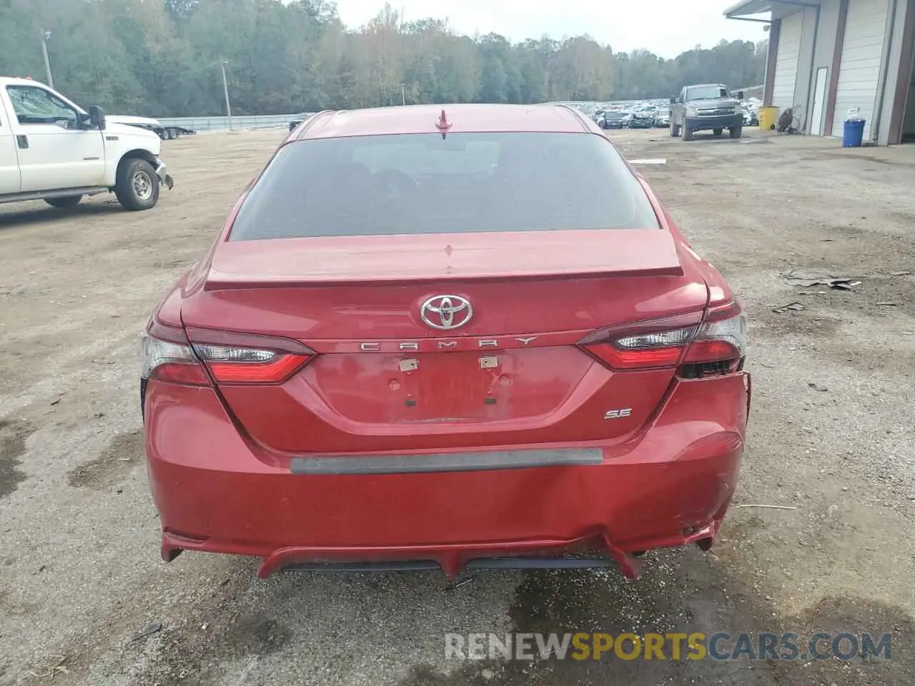 6 Photograph of a damaged car 4T1T11AK5NU026069 TOYOTA CAMRY 2022
