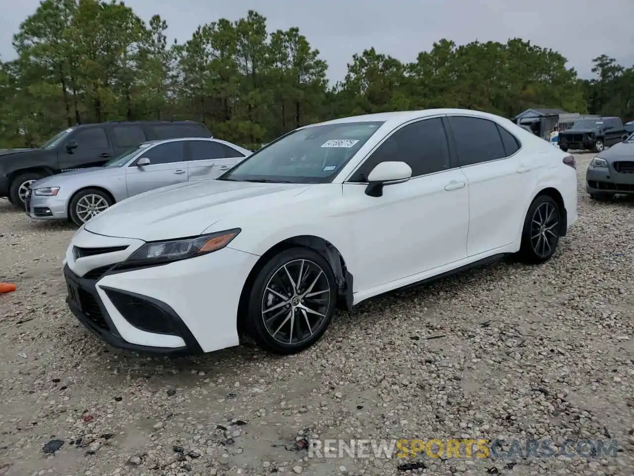 1 Photograph of a damaged car 4T1T11AK5NU037122 TOYOTA CAMRY 2022