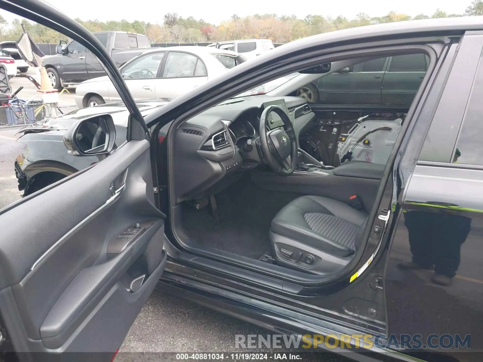 5 Photograph of a damaged car 4T1T11AK5NU048332 TOYOTA CAMRY 2022