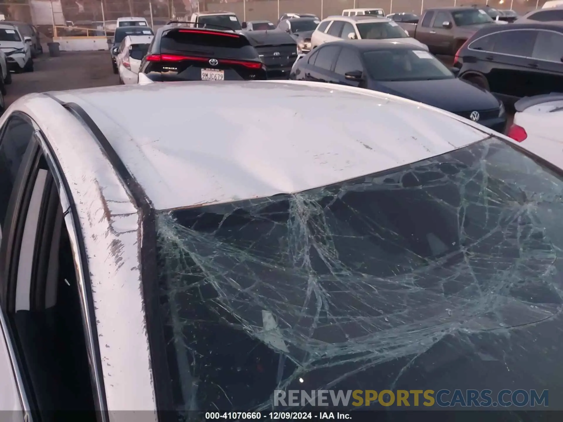 18 Photograph of a damaged car 4T1T11AK5NU061470 TOYOTA CAMRY 2022