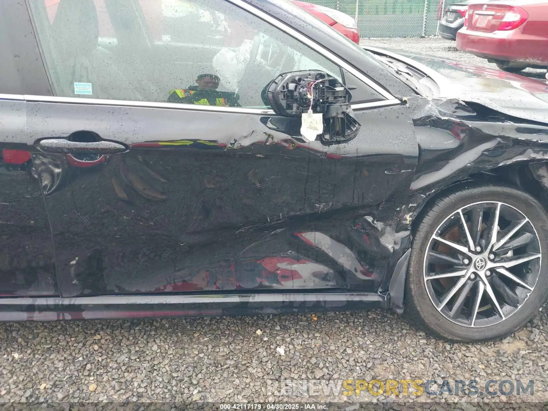 18 Photograph of a damaged car 4T1T11AK5NU717800 TOYOTA CAMRY 2022