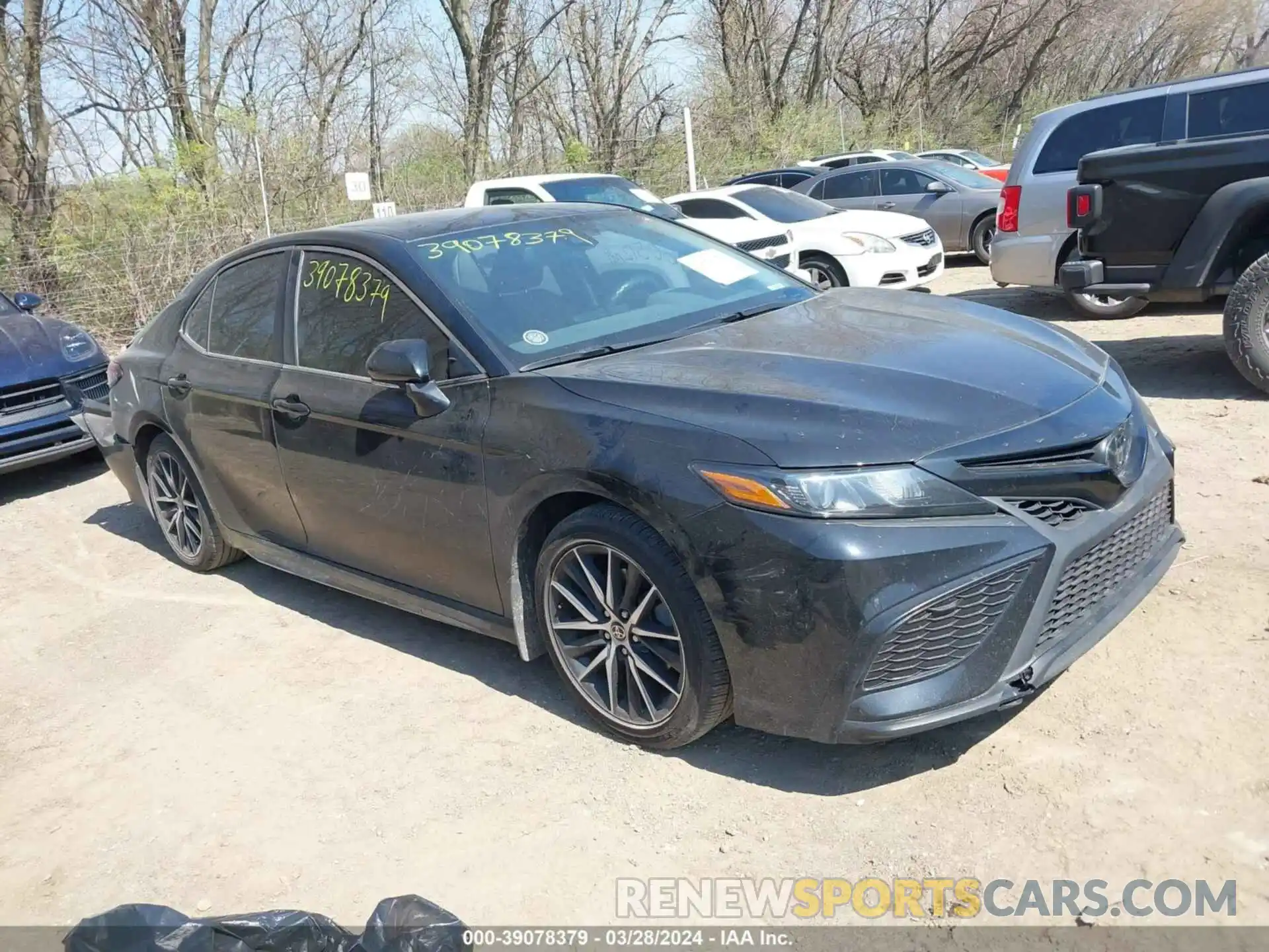 1 Photograph of a damaged car 4T1T11AK6NU039705 TOYOTA CAMRY 2022