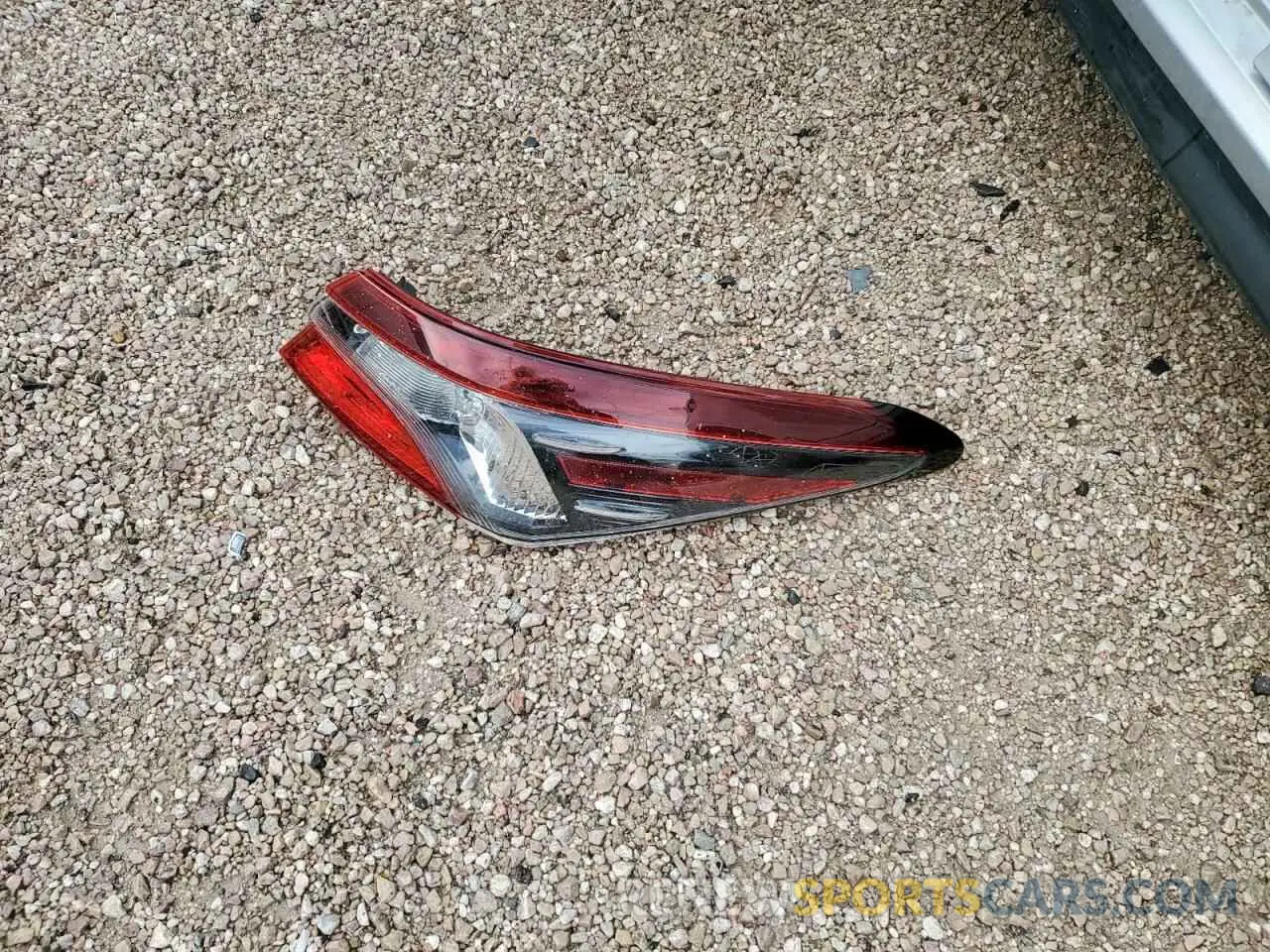 12 Photograph of a damaged car 4T1T11AK6NU056052 TOYOTA CAMRY 2022