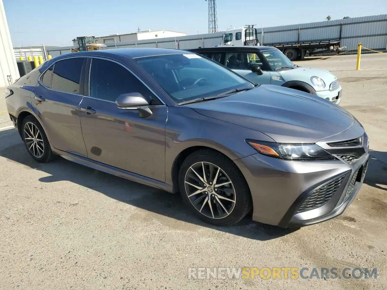 4 Photograph of a damaged car 4T1T11AK6NU638233 TOYOTA CAMRY 2022
