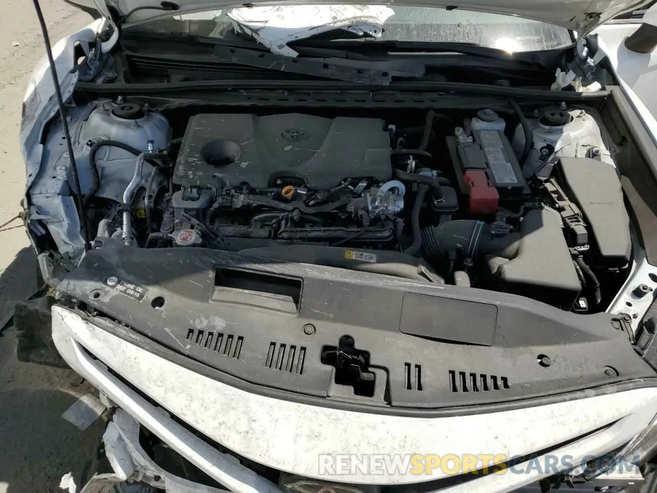11 Photograph of a damaged car 4T1T11AK6NU657428 TOYOTA CAMRY 2022