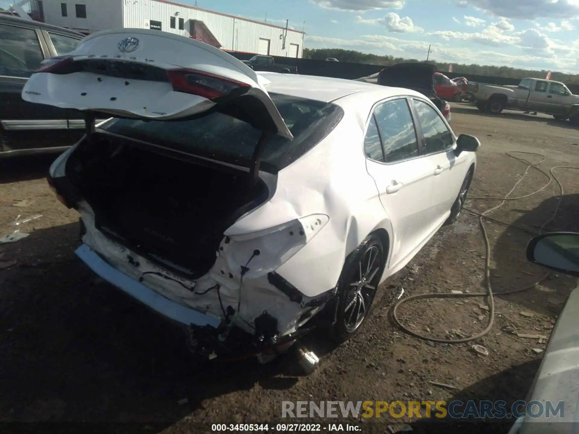 4 Photograph of a damaged car 4T1T11AK6NU659504 TOYOTA CAMRY 2022