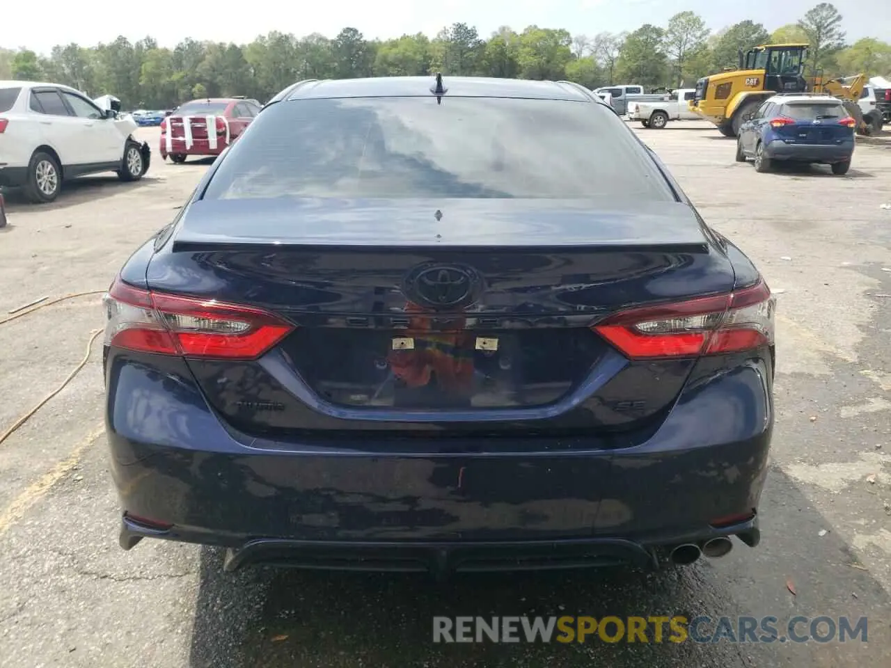 6 Photograph of a damaged car 4T1T11AK6NU672205 TOYOTA CAMRY 2022