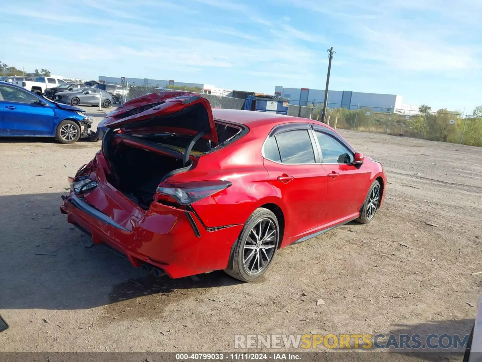 4 Photograph of a damaged car 4T1T11AK7NU011668 TOYOTA CAMRY 2022