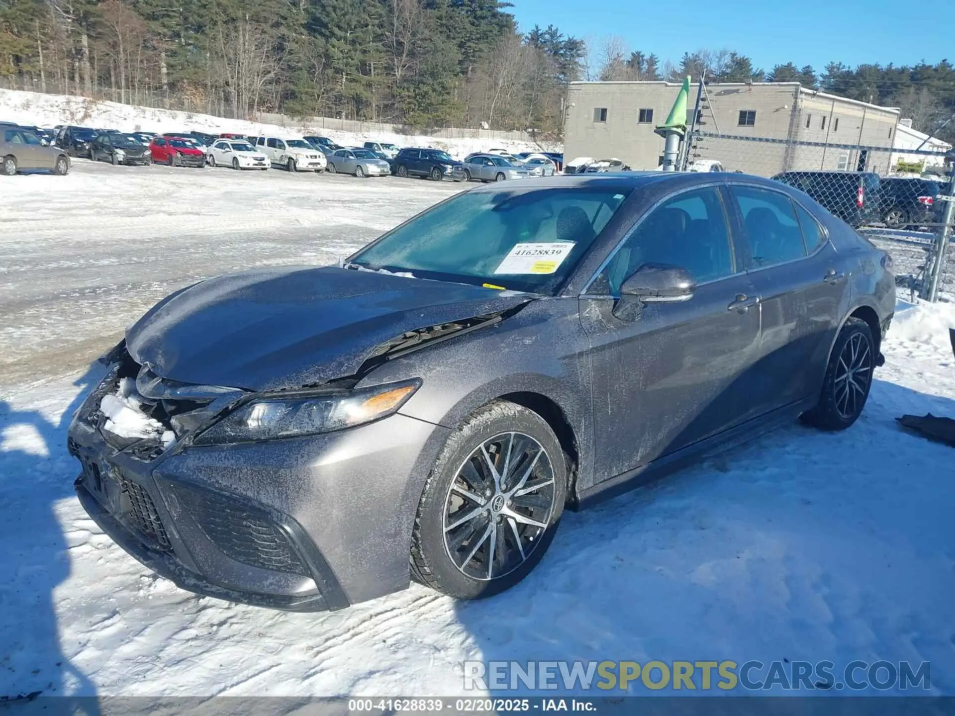 2 Photograph of a damaged car 4T1T11AK7NU690017 TOYOTA CAMRY 2022