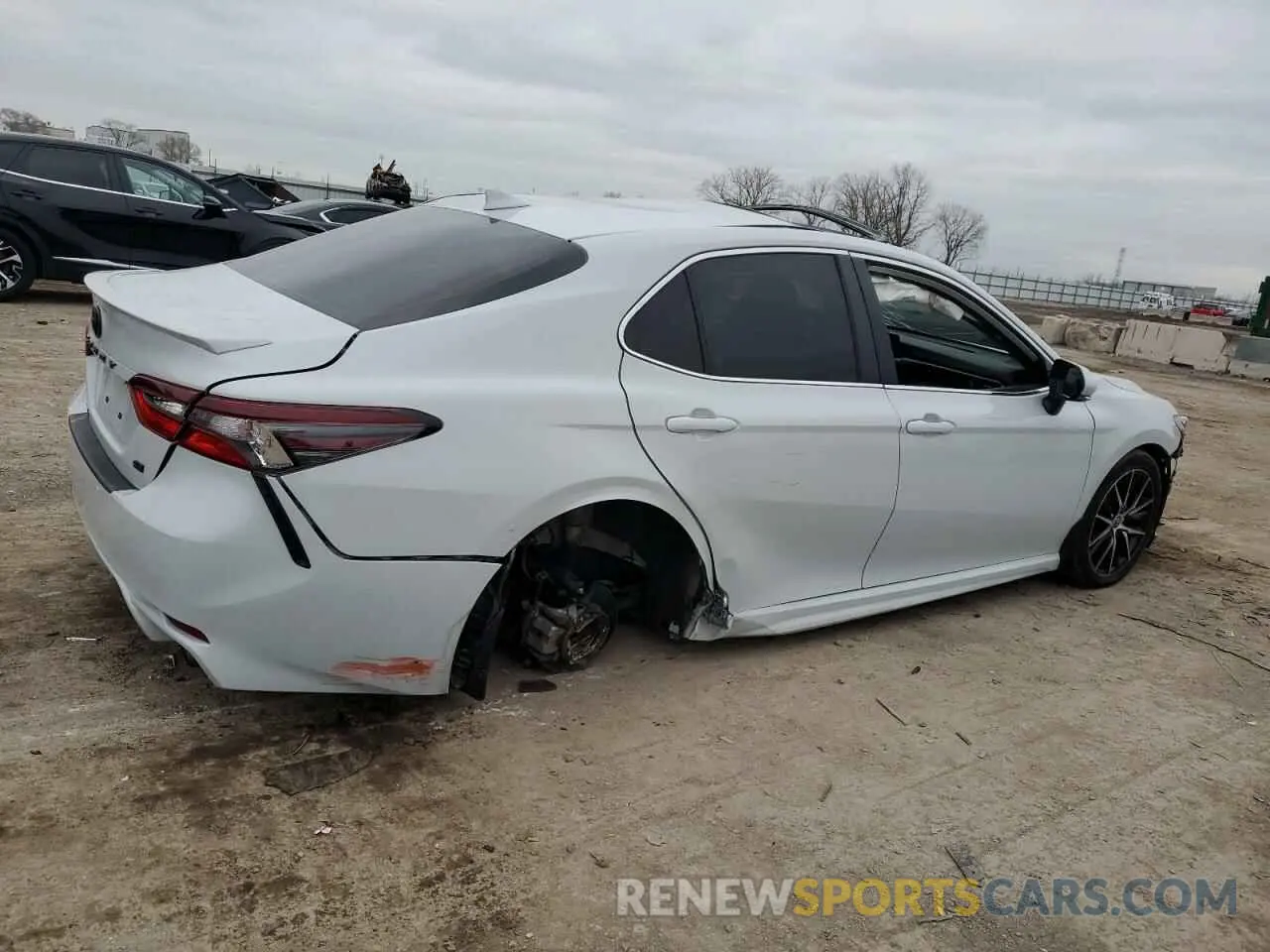 3 Photograph of a damaged car 4T1T11AK8NU041178 TOYOTA CAMRY 2022