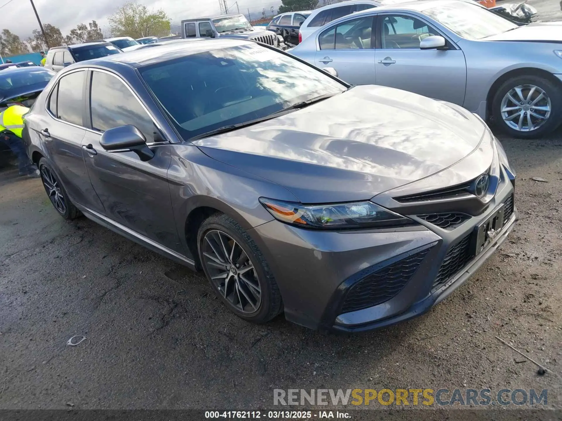 1 Photograph of a damaged car 4T1T11AK8NU065478 TOYOTA CAMRY 2022