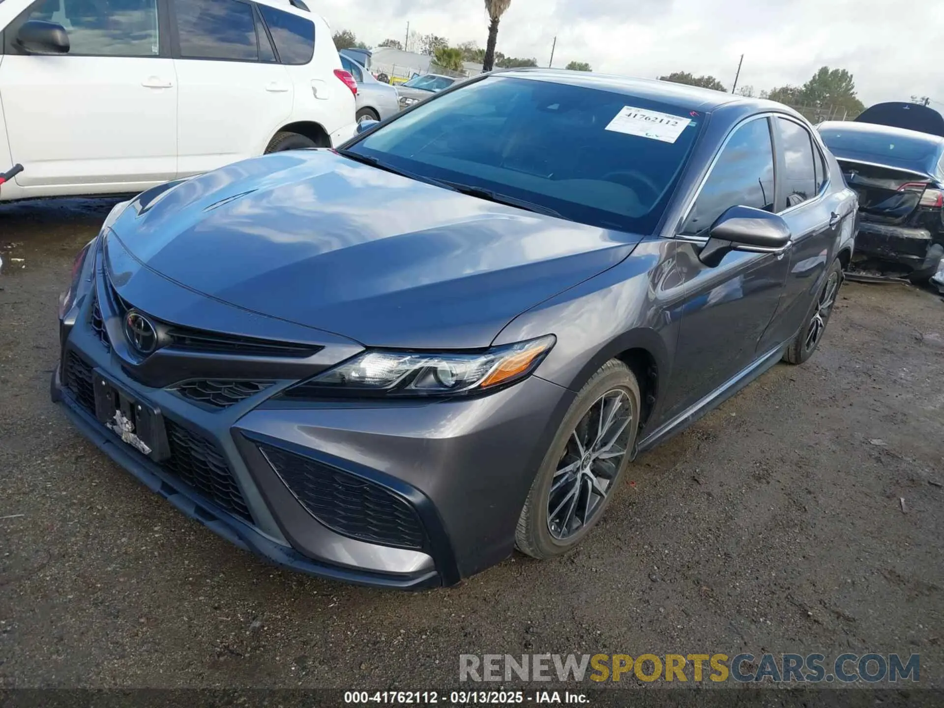 2 Photograph of a damaged car 4T1T11AK8NU065478 TOYOTA CAMRY 2022