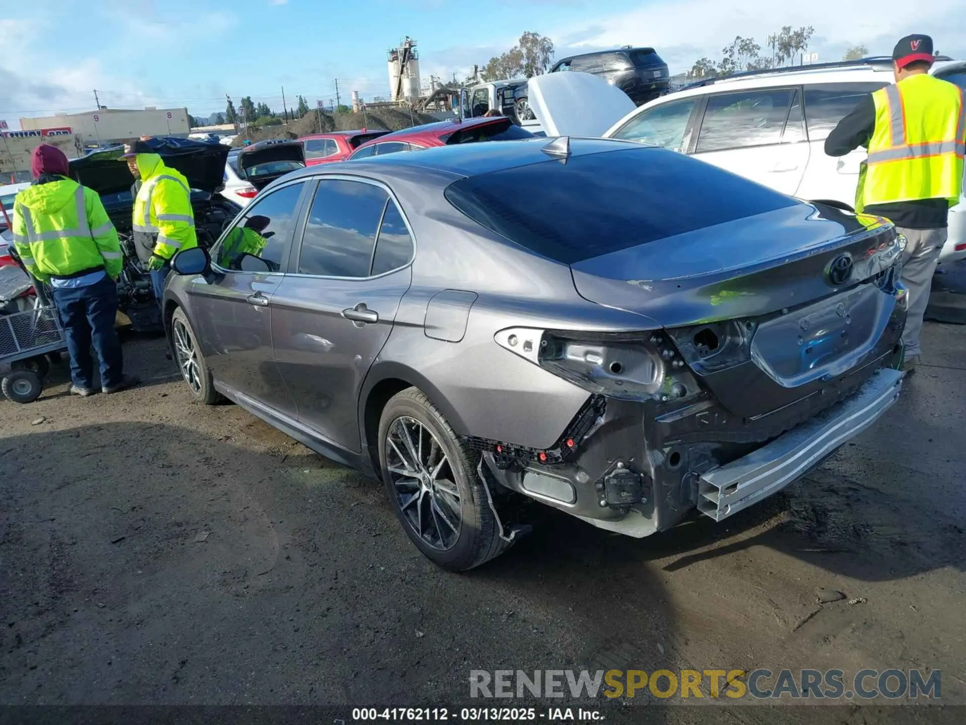 3 Photograph of a damaged car 4T1T11AK8NU065478 TOYOTA CAMRY 2022