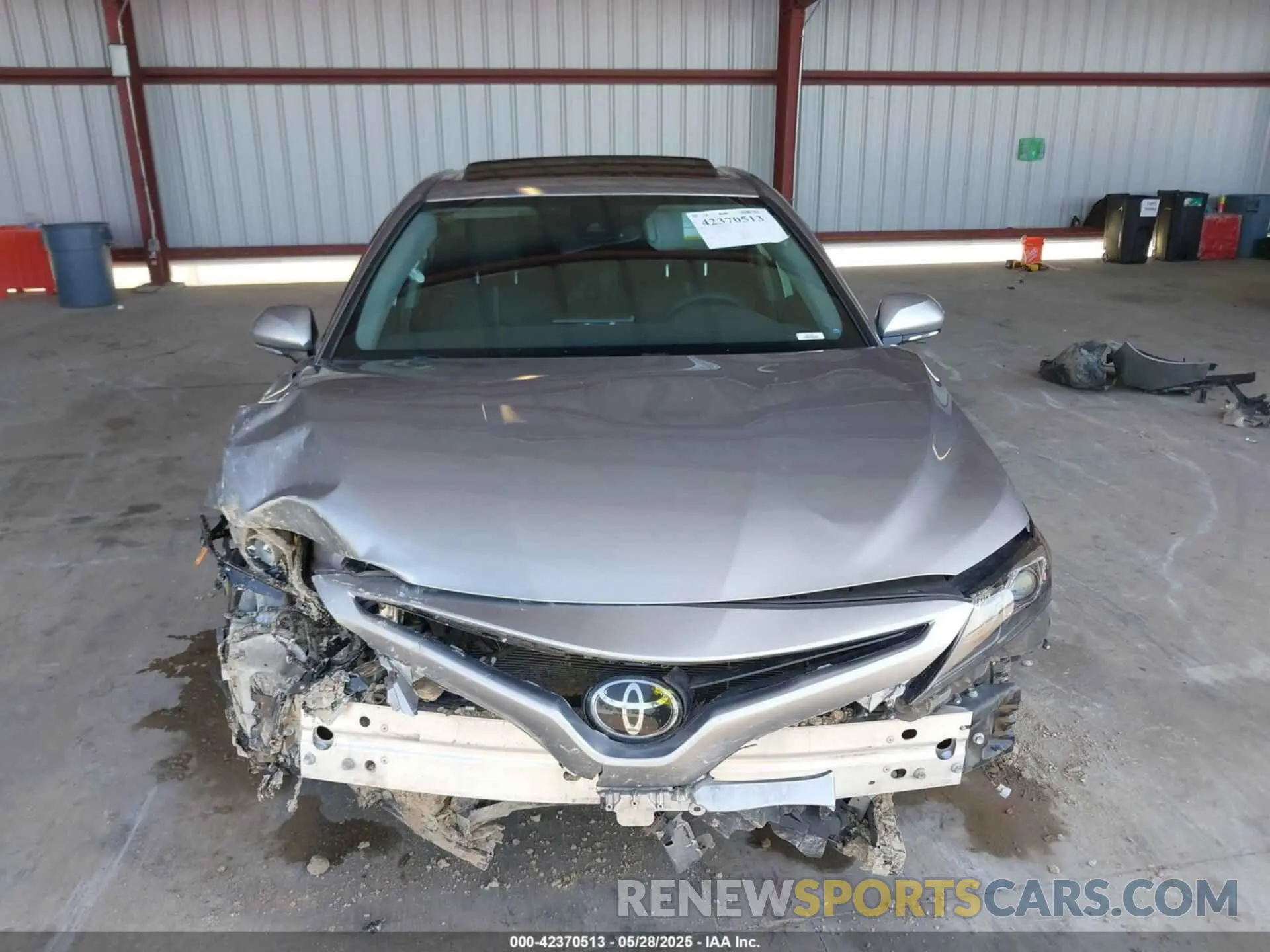 12 Photograph of a damaged car 4T1T11AK8NU659228 TOYOTA CAMRY 2022