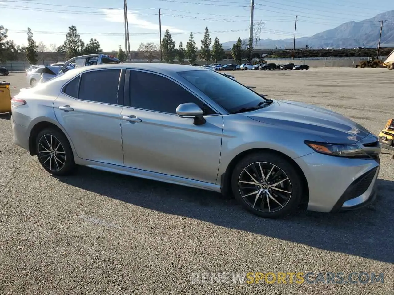 4 Photograph of a damaged car 4T1T11AK9NU040542 TOYOTA CAMRY 2022