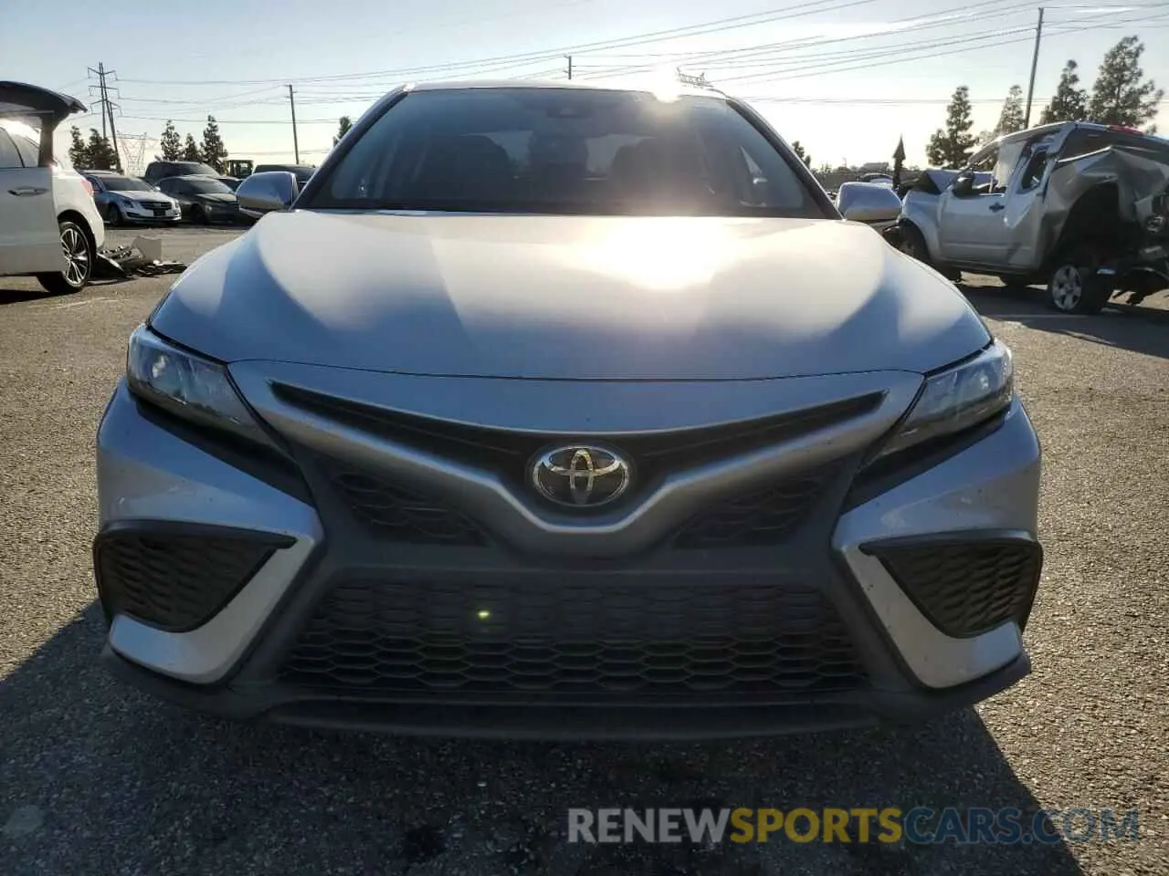 5 Photograph of a damaged car 4T1T11AK9NU040542 TOYOTA CAMRY 2022