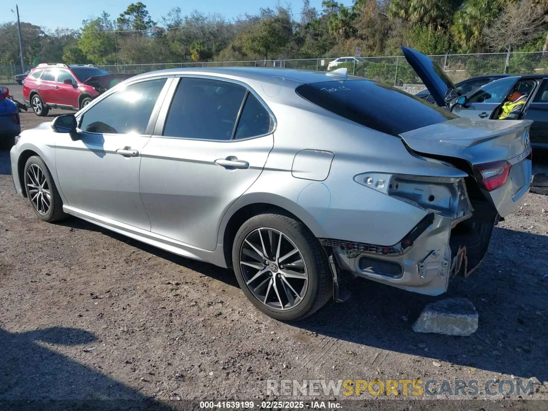 3 Photograph of a damaged car 4T1T11AK9NU641711 TOYOTA CAMRY 2022