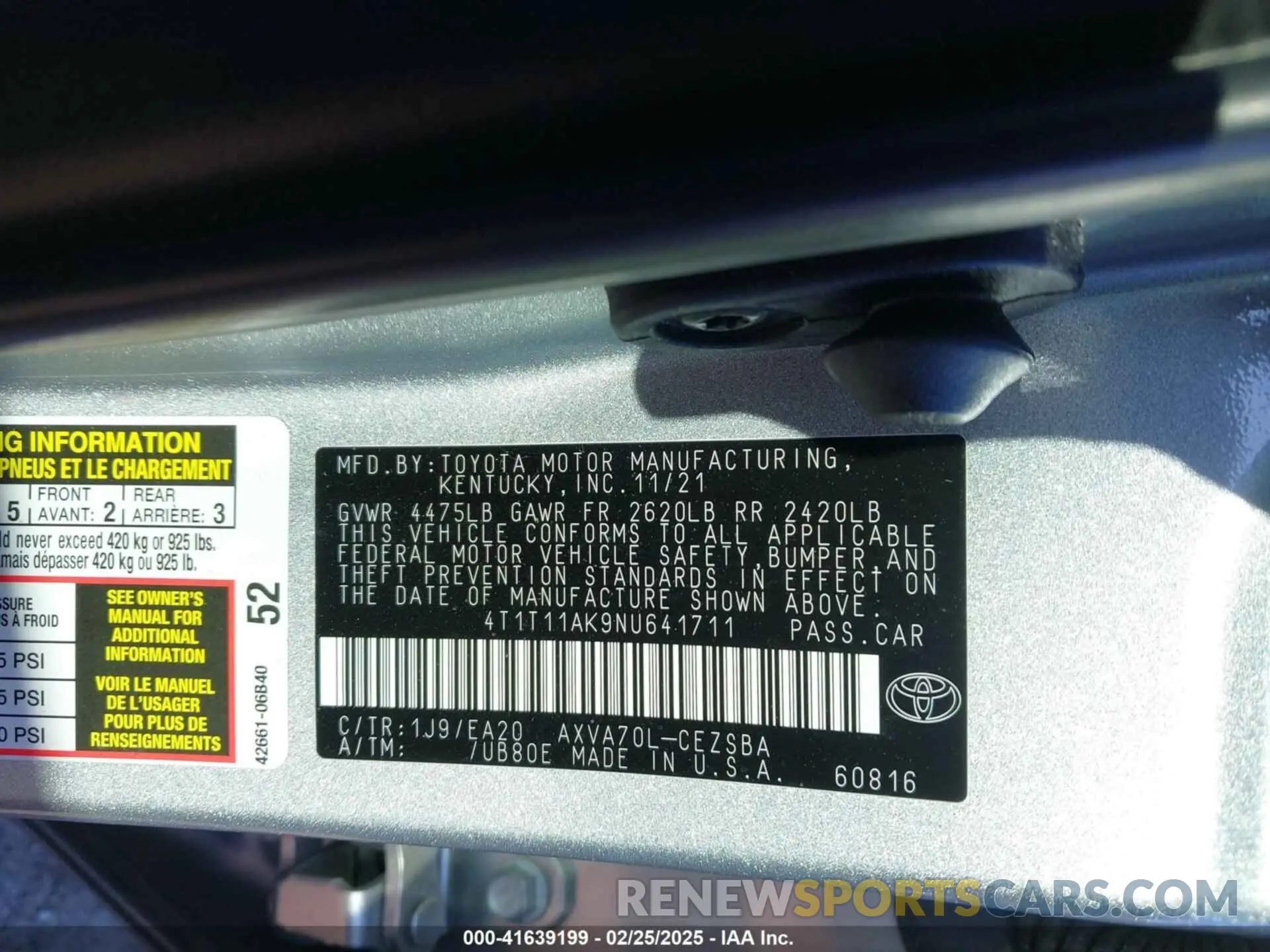 9 Photograph of a damaged car 4T1T11AK9NU641711 TOYOTA CAMRY 2022
