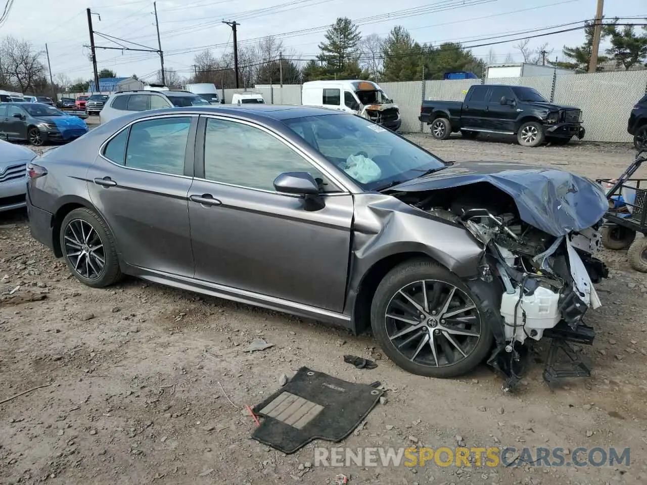 4 Photograph of a damaged car 4T1T11AK9NU665085 TOYOTA CAMRY 2022