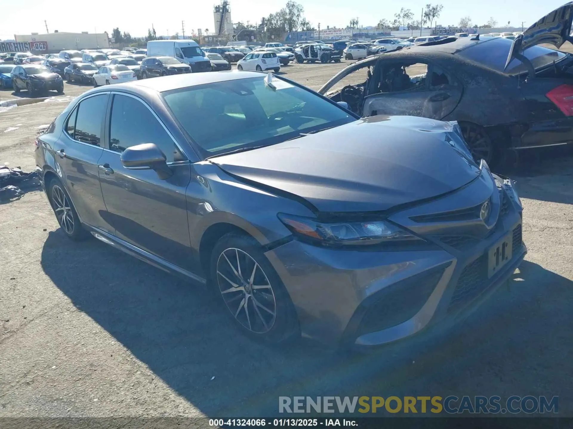 1 Photograph of a damaged car 4T1T11AK9NU709831 TOYOTA CAMRY 2022