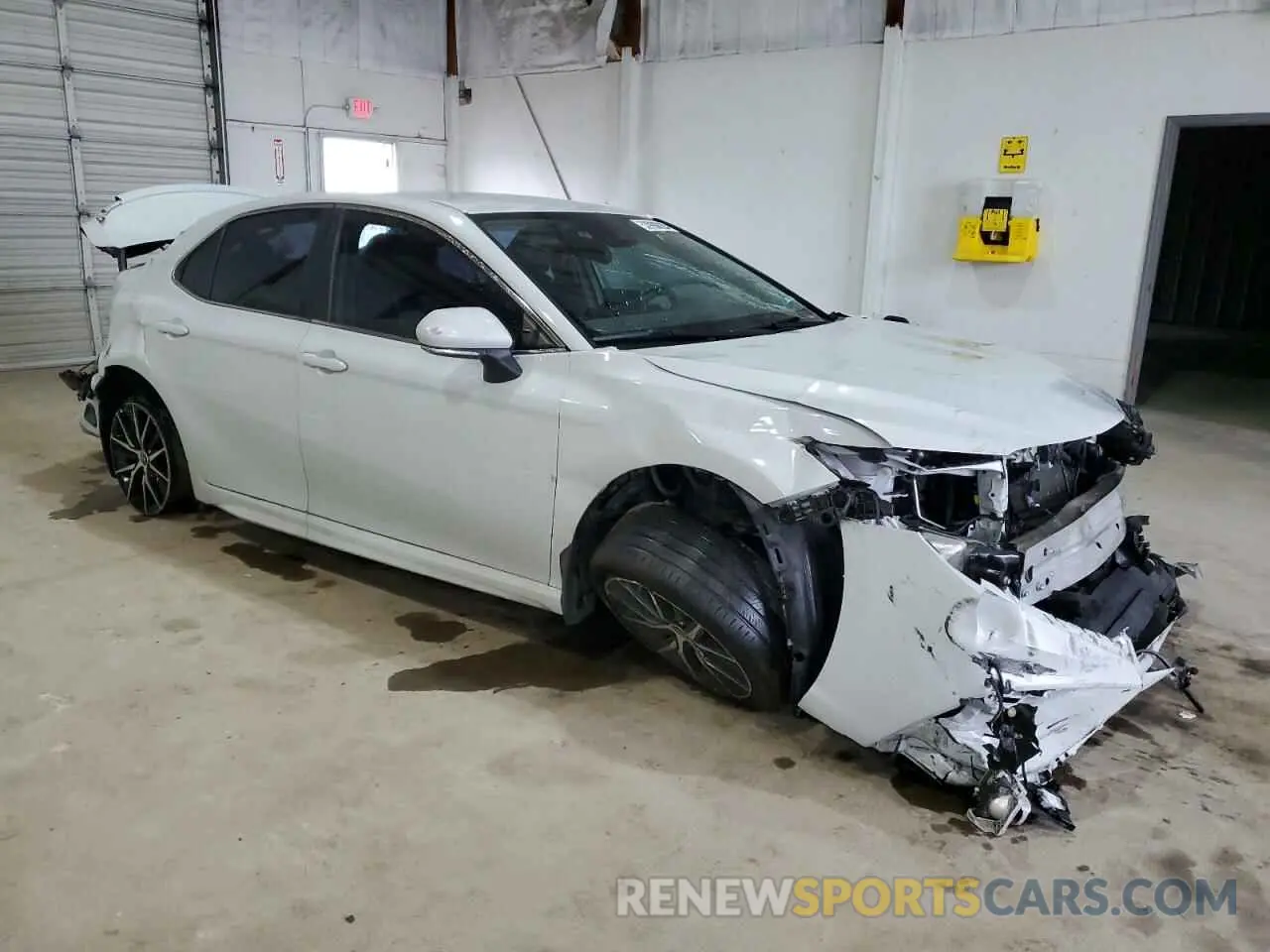 4 Photograph of a damaged car 4T1T11AKXNU002446 TOYOTA CAMRY 2022