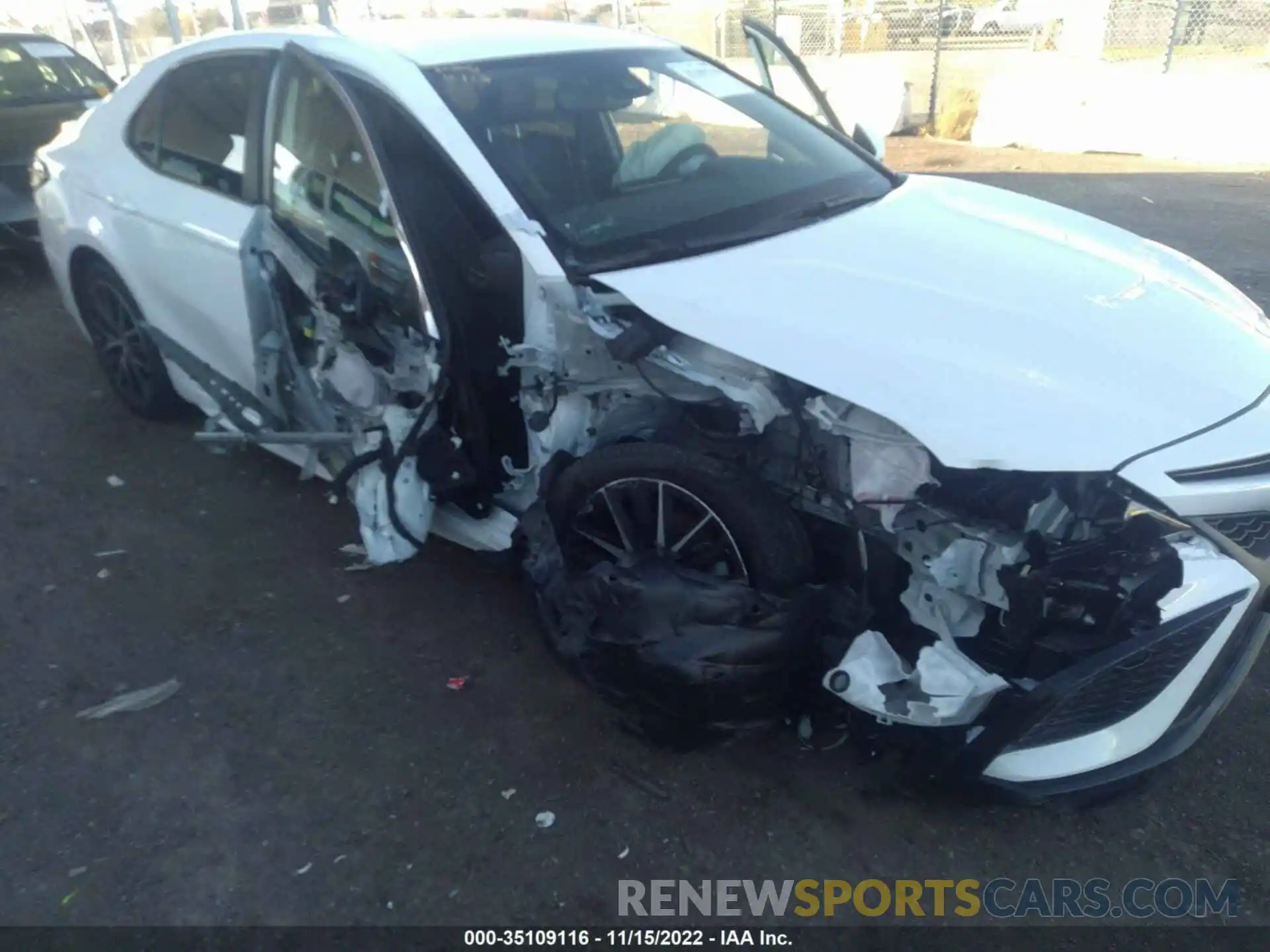 6 Photograph of a damaged car 4T1T11AKXNU008103 TOYOTA CAMRY 2022