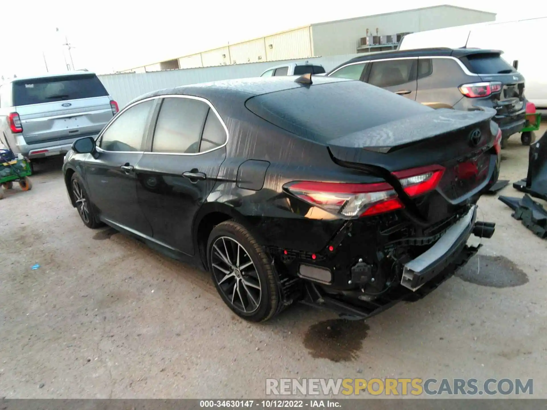 3 Photograph of a damaged car 4T1T11AKXNU040050 TOYOTA CAMRY 2022