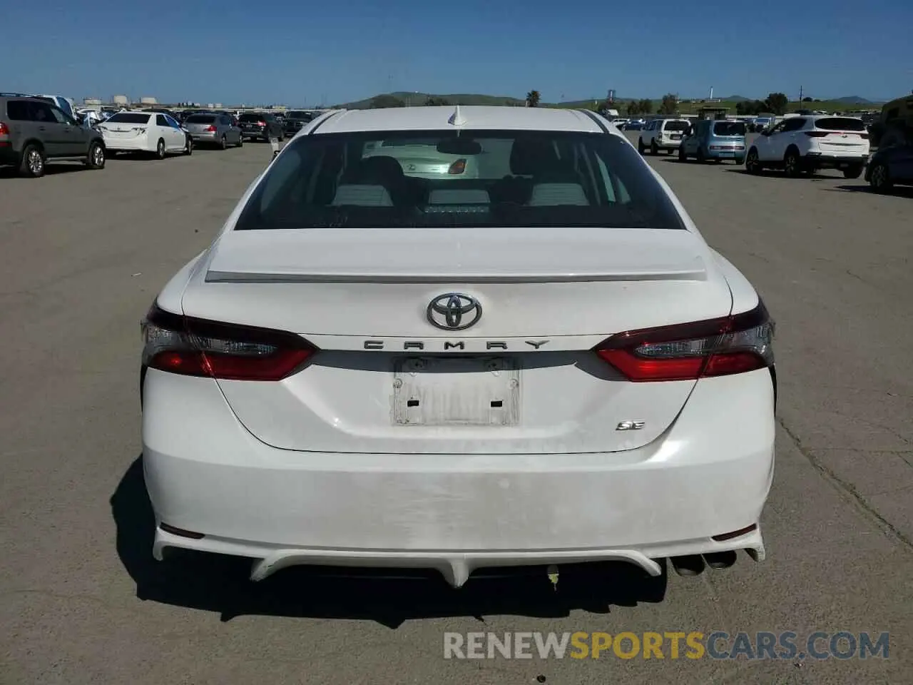 6 Photograph of a damaged car 4T1T11AKXNU624951 TOYOTA CAMRY 2022