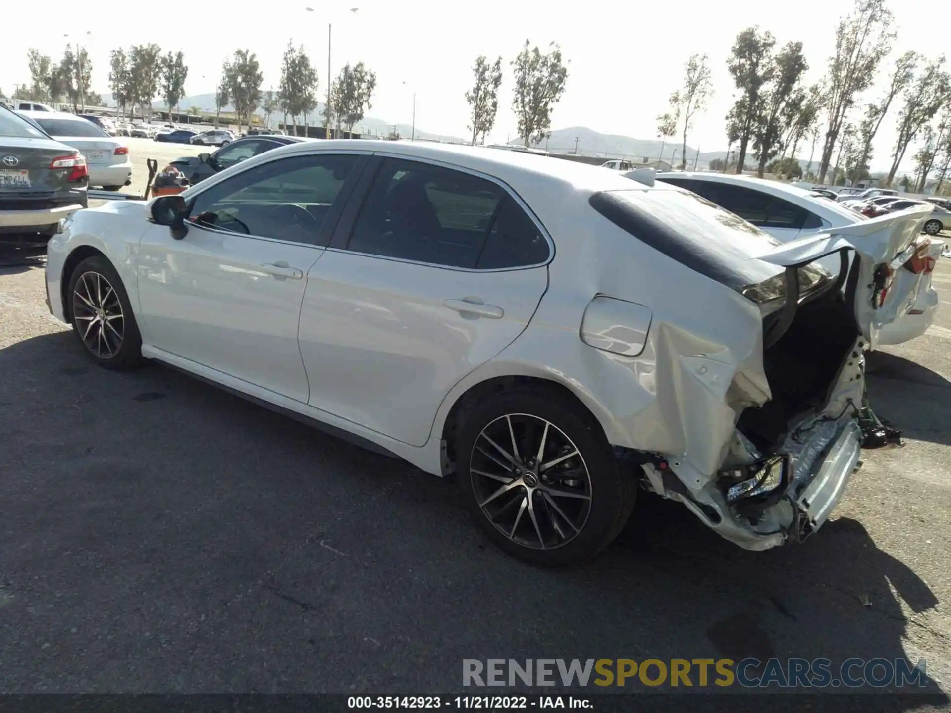 3 Photograph of a damaged car 4T1T11BK1NU058841 TOYOTA CAMRY 2022