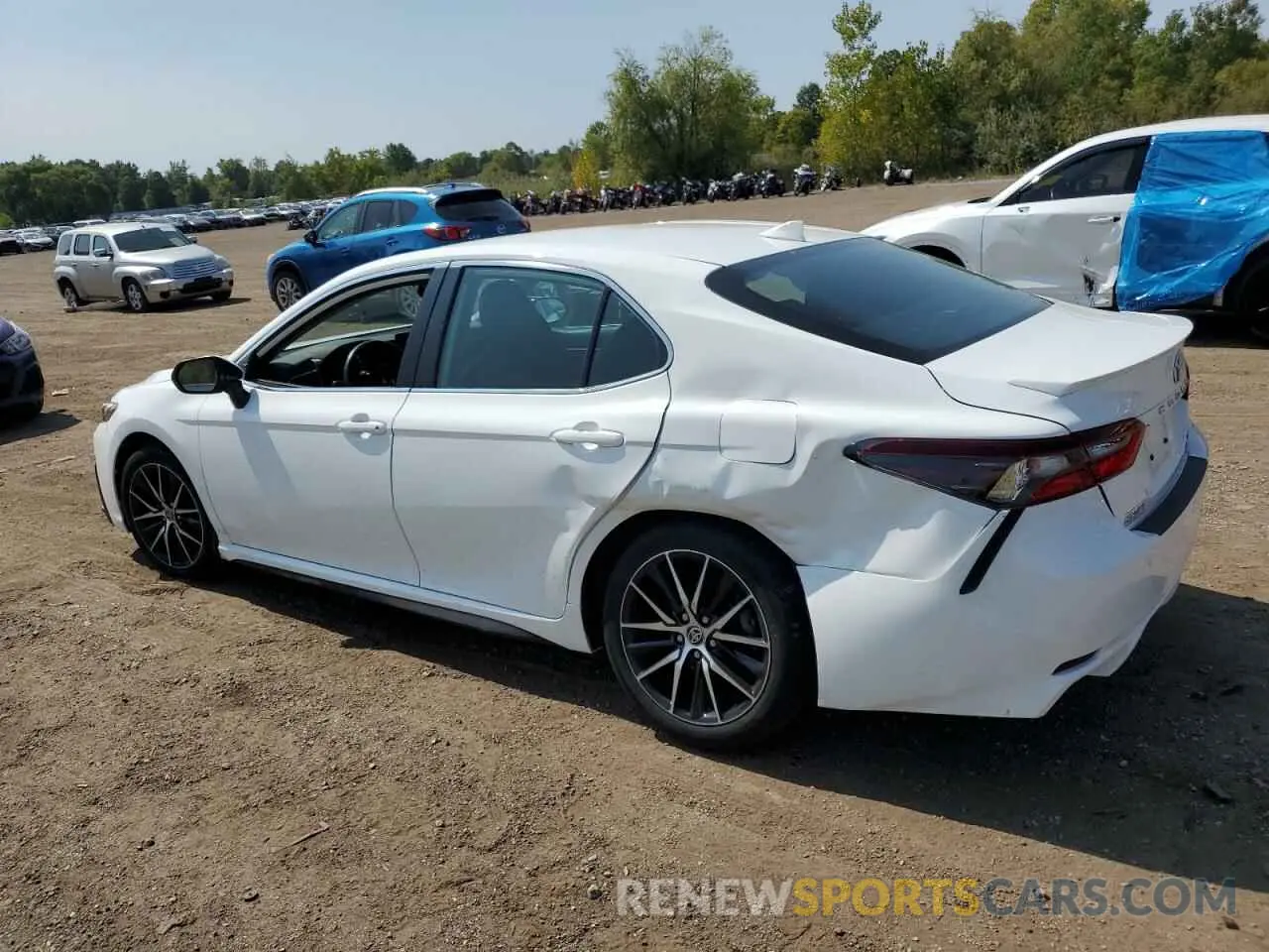 2 Photograph of a damaged car 4T1T11BK1NU058905 TOYOTA CAMRY 2022