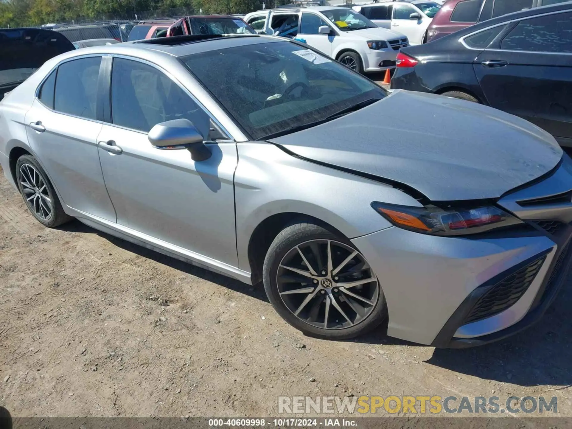 1 Photograph of a damaged car 4T1T11BK1NU060802 TOYOTA CAMRY 2022