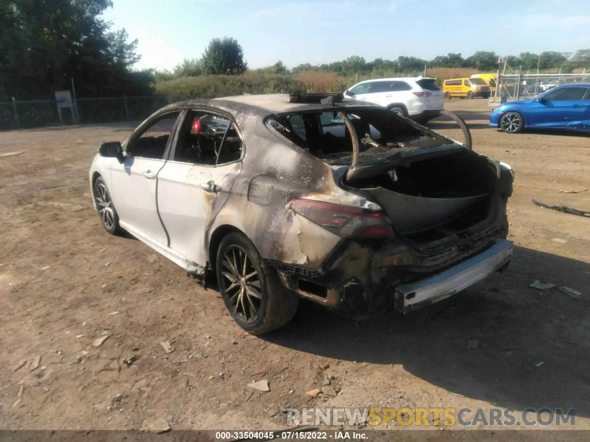 3 Photograph of a damaged car 4T1T11BK2NU051655 TOYOTA CAMRY 2022