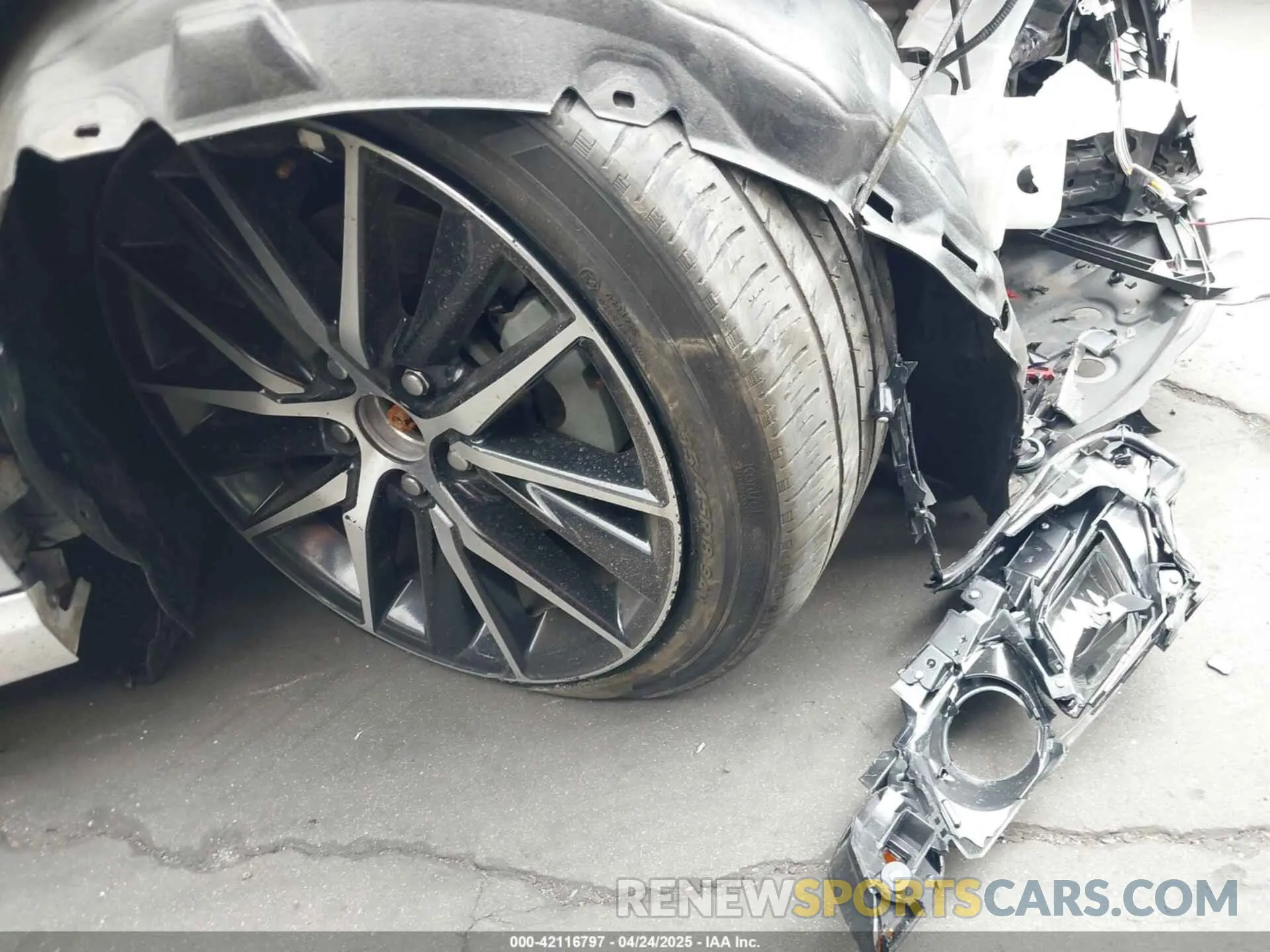 17 Photograph of a damaged car 4T1T11BK7NU060416 TOYOTA CAMRY 2022