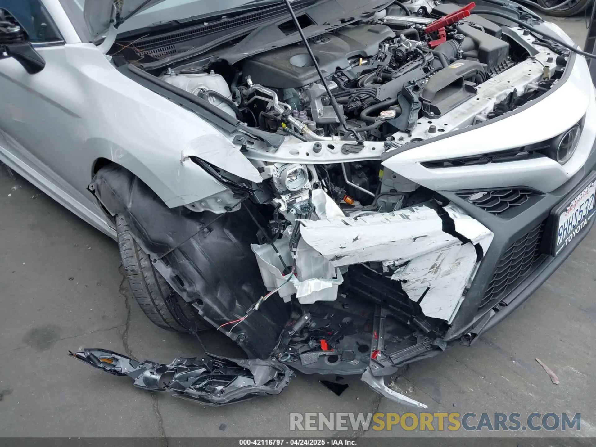 6 Photograph of a damaged car 4T1T11BK7NU060416 TOYOTA CAMRY 2022