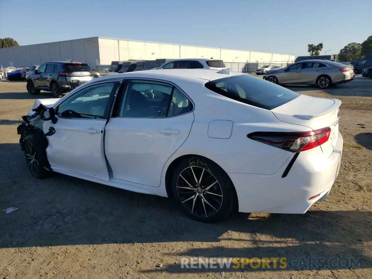 2 Photograph of a damaged car 4T1T11BK8NU053779 TOYOTA CAMRY 2022