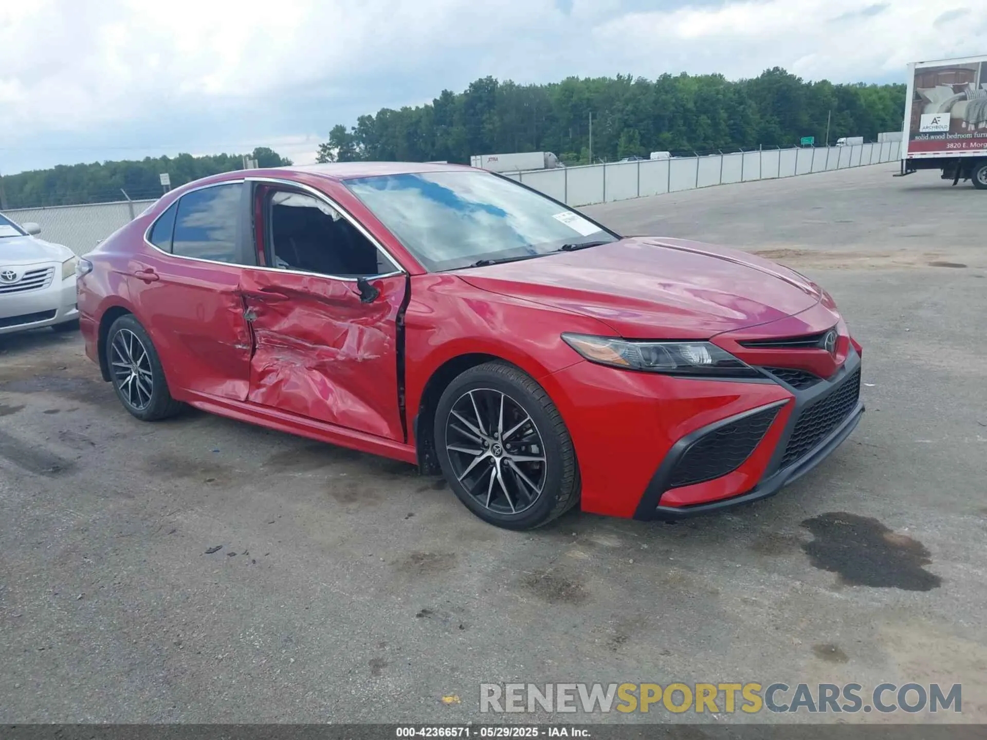 1 Photograph of a damaged car 4T1T11BK9NU059980 TOYOTA CAMRY 2022