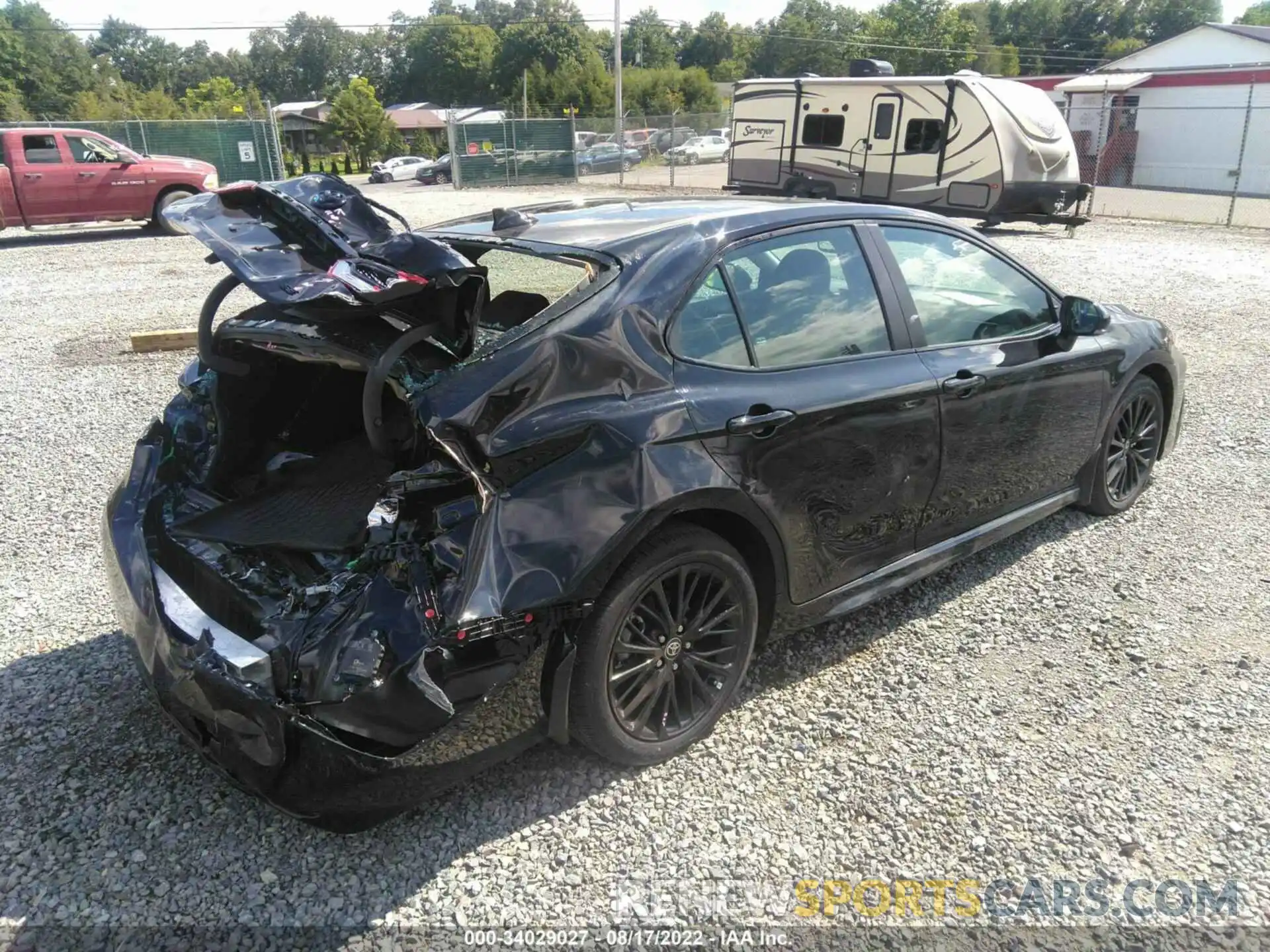 4 Photograph of a damaged car 4T1T31AK0NU044456 TOYOTA CAMRY 2022