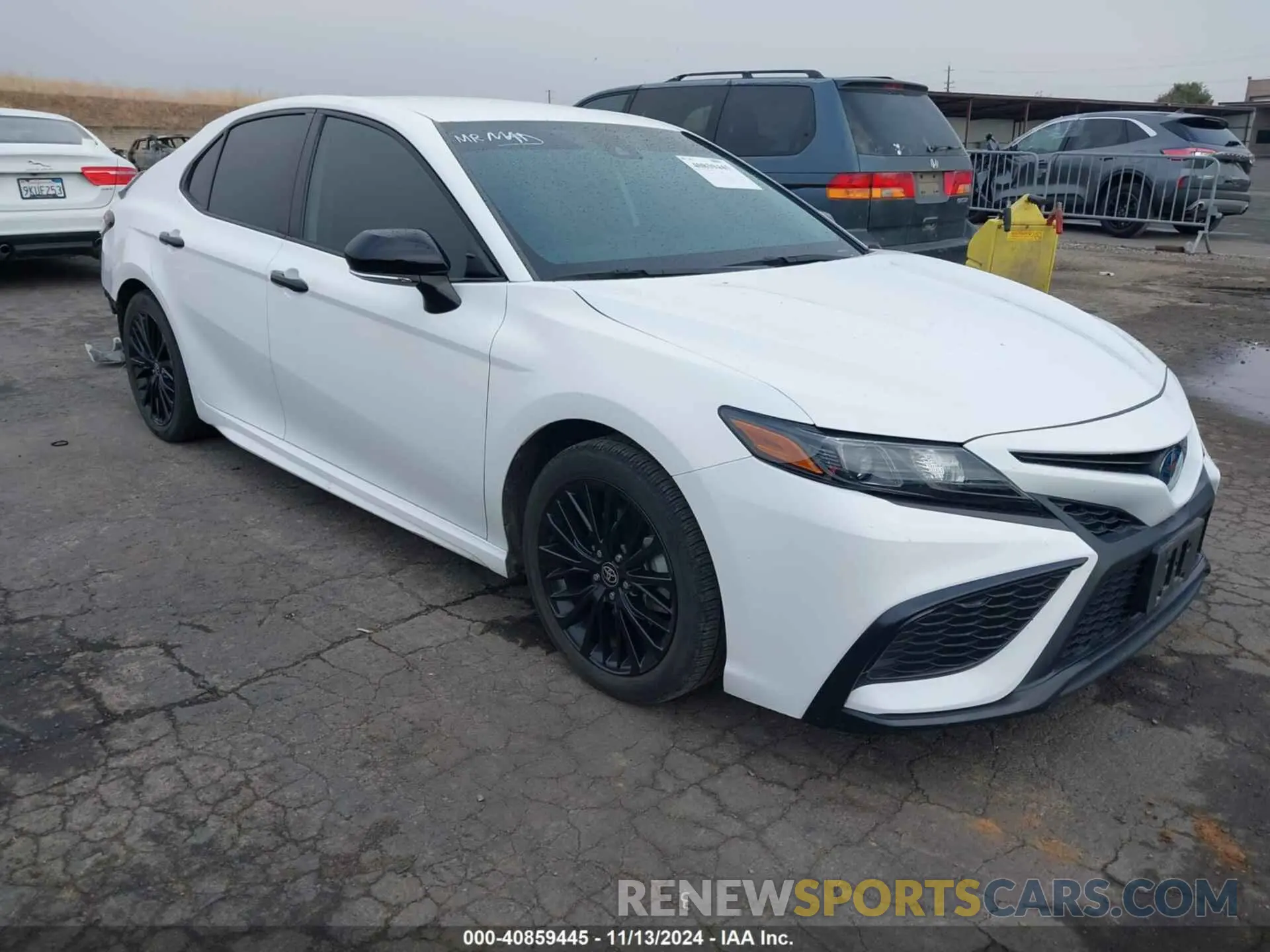 1 Photograph of a damaged car 4T1T31AK3NU032947 TOYOTA CAMRY 2022