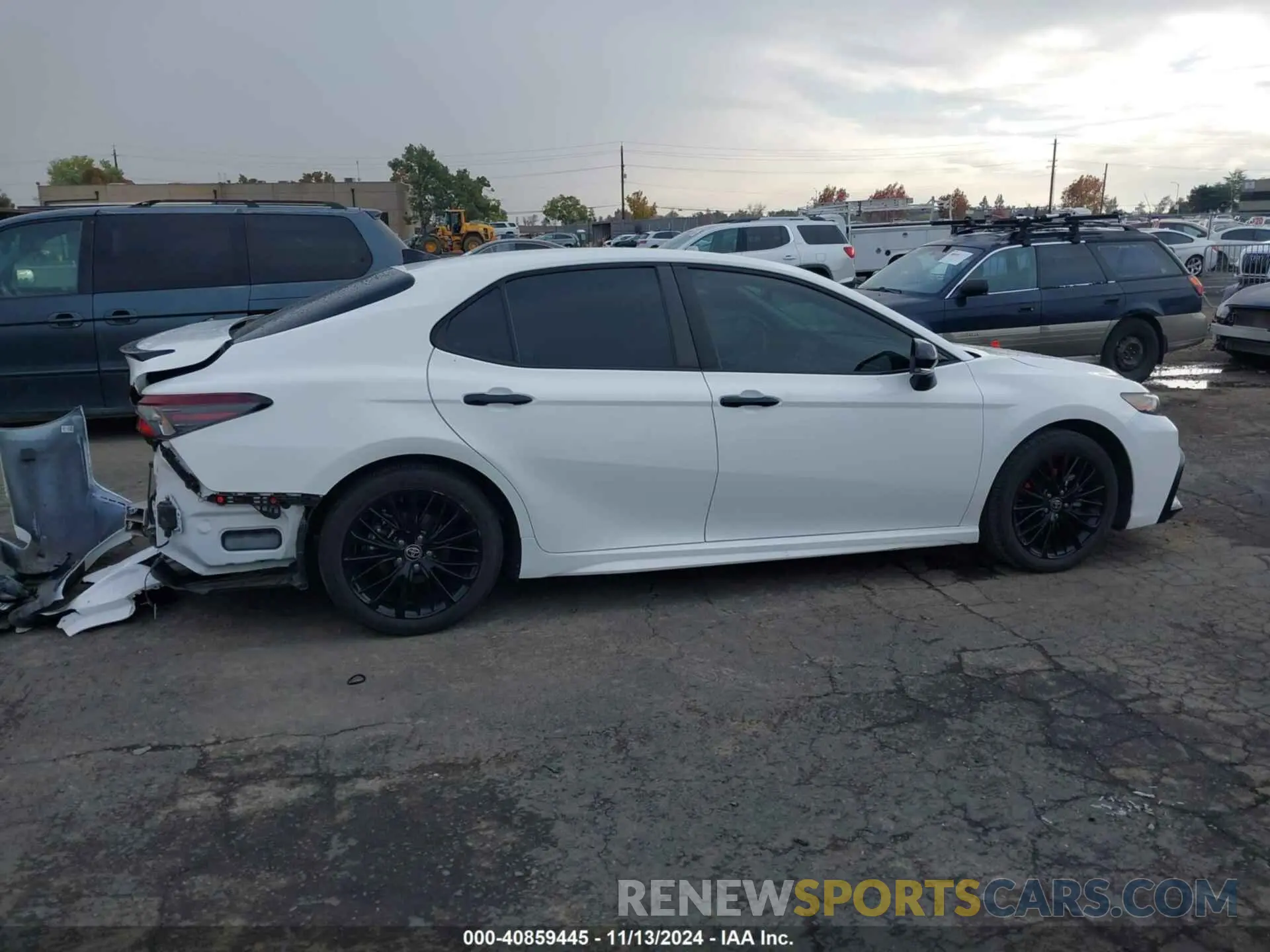 14 Photograph of a damaged car 4T1T31AK3NU032947 TOYOTA CAMRY 2022