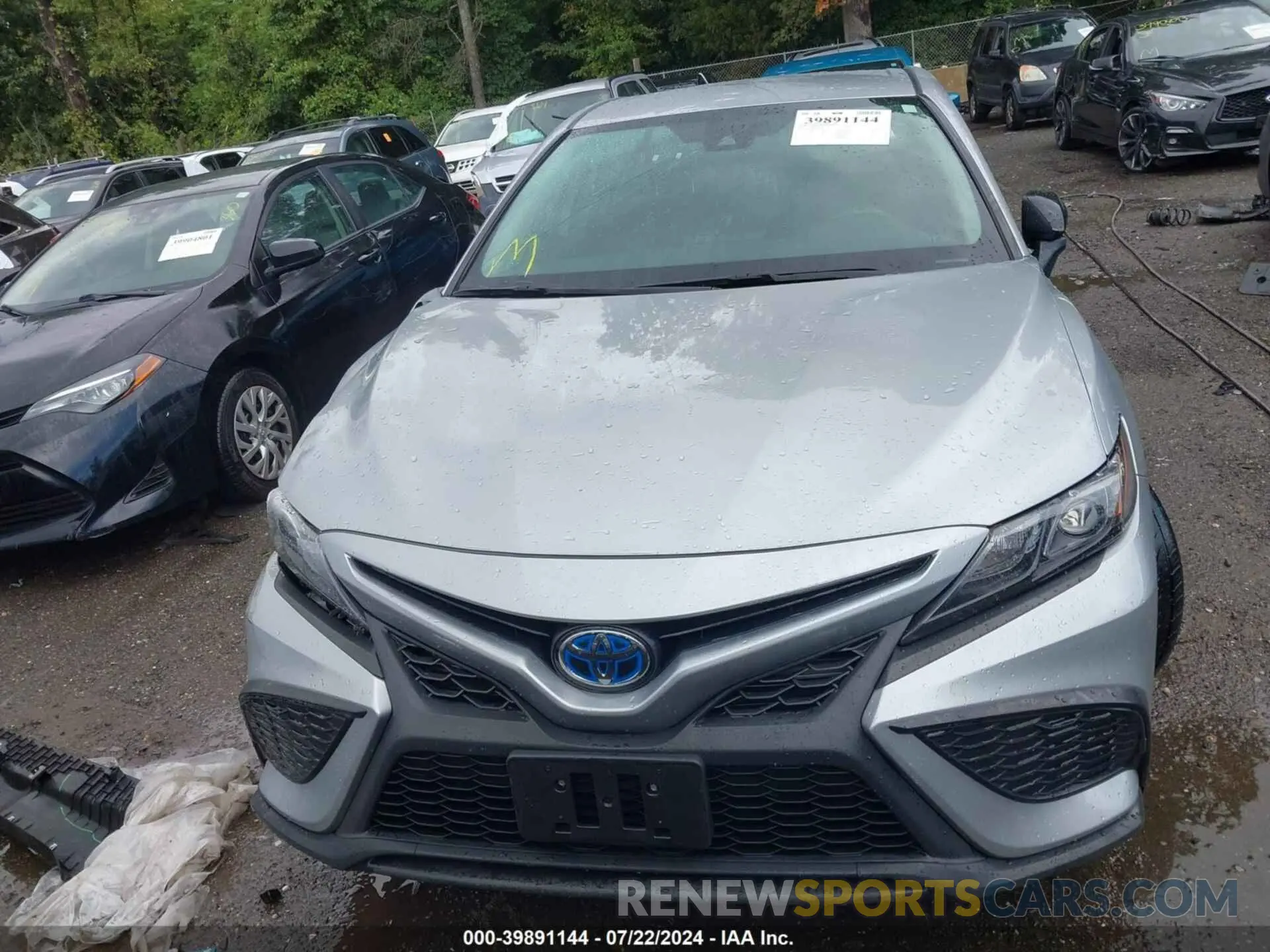 11 Photograph of a damaged car 4T1T31AK7NU036791 TOYOTA CAMRY 2022