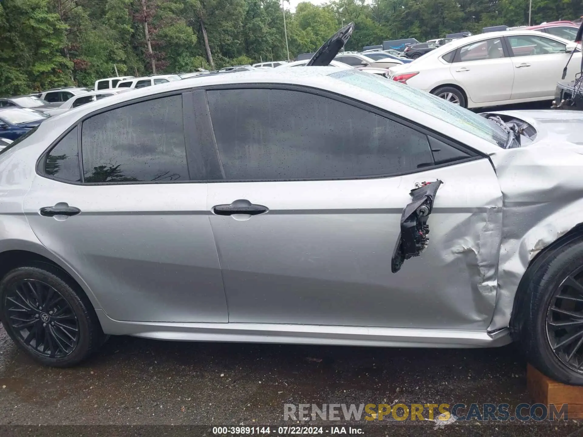 12 Photograph of a damaged car 4T1T31AK7NU036791 TOYOTA CAMRY 2022