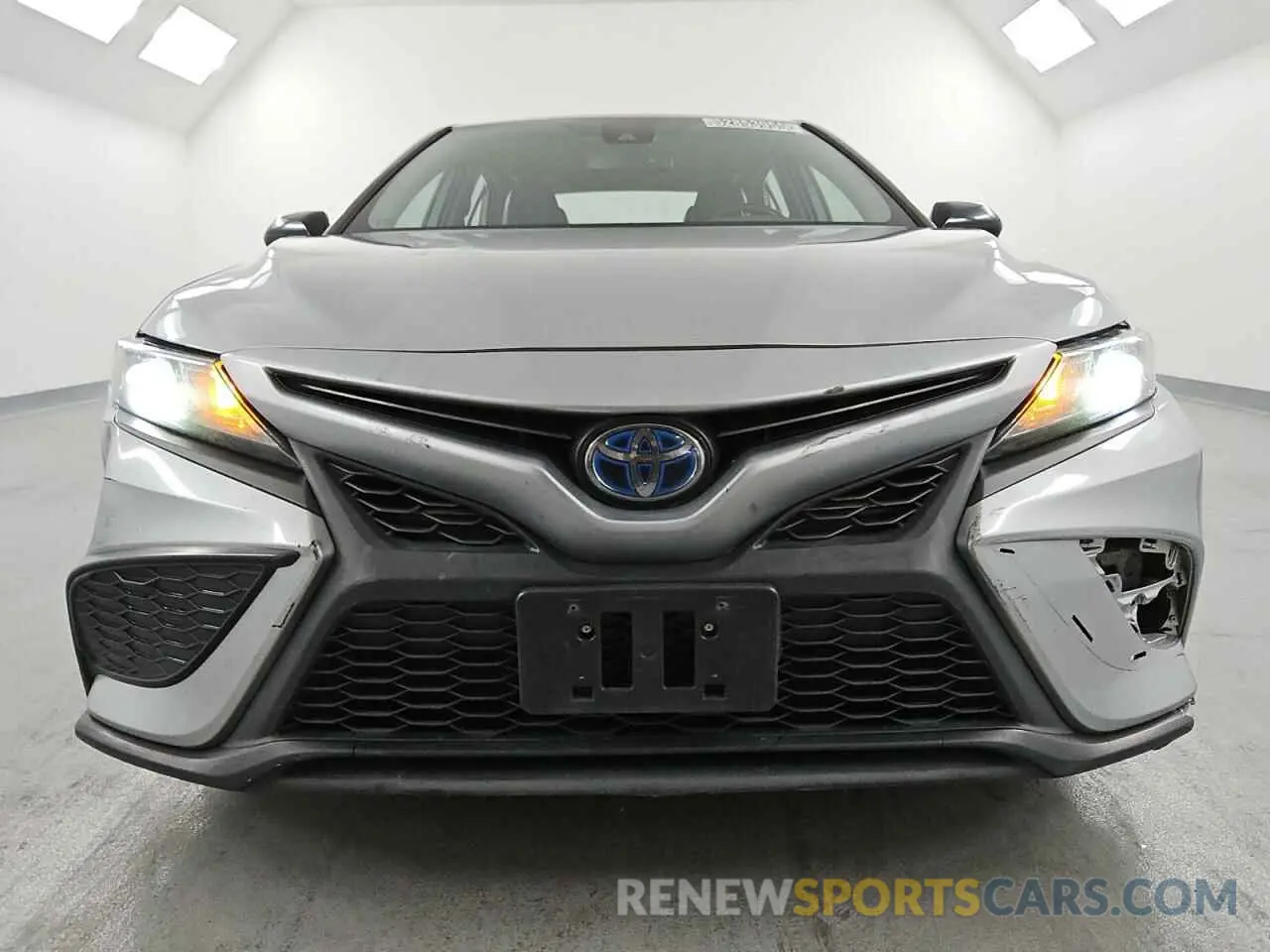 5 Photograph of a damaged car 4T1T31AK8NU032443 TOYOTA CAMRY 2022