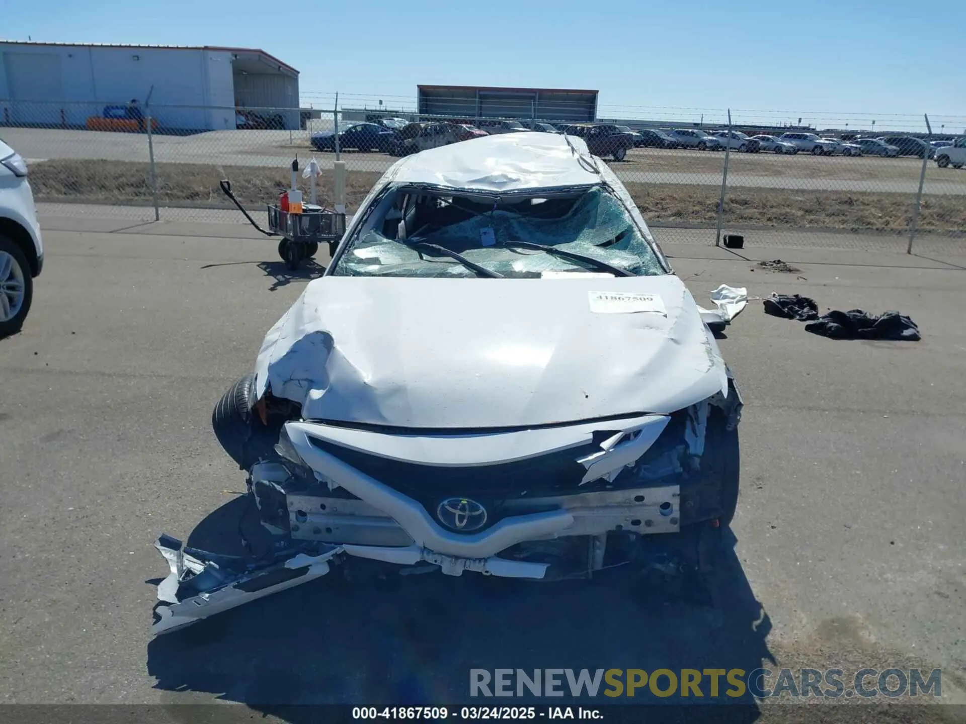 12 Photograph of a damaged car 4T1T31AK8NU033219 TOYOTA CAMRY 2022