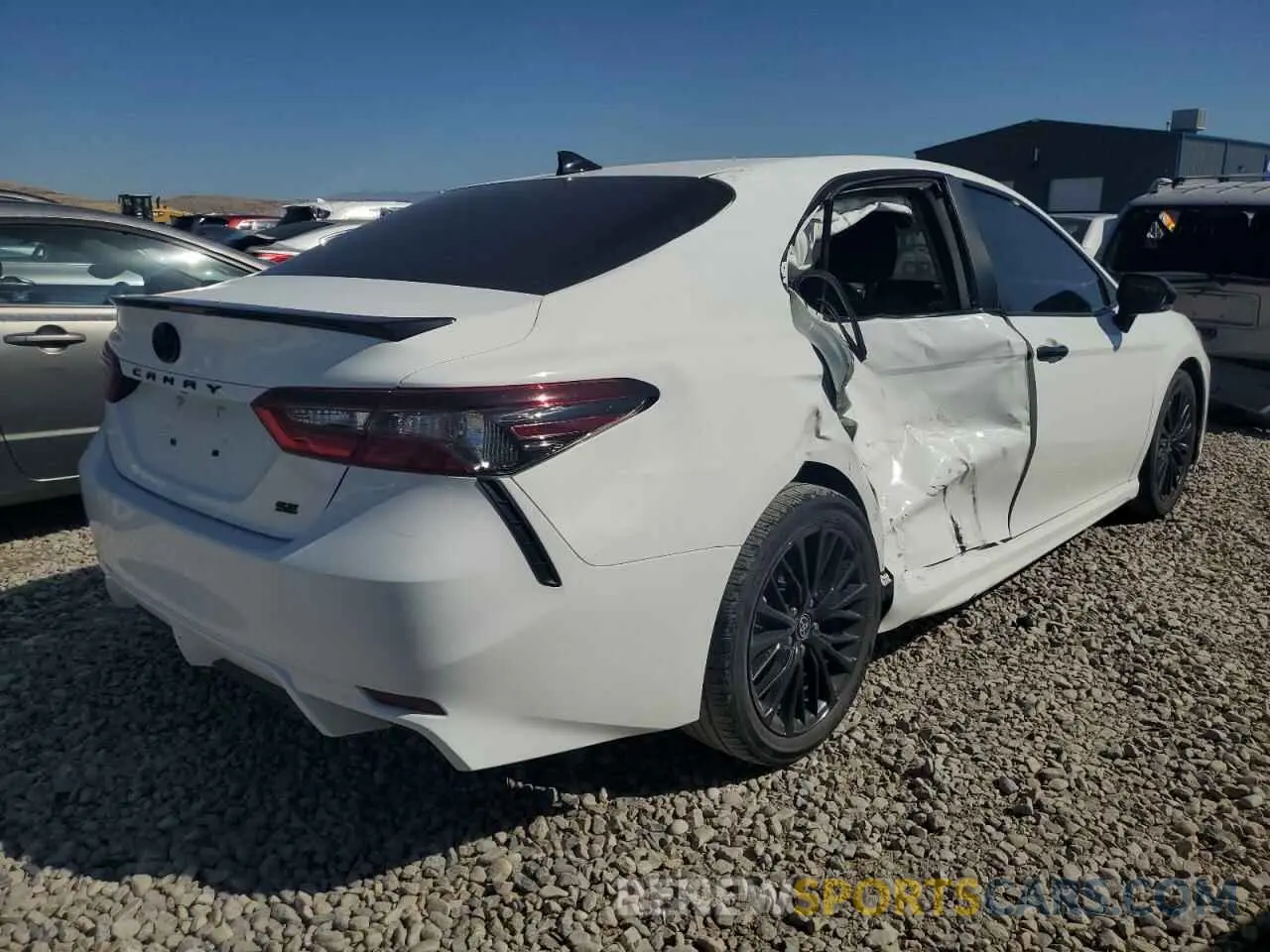 3 Photograph of a damaged car 4T1T31AK9NU033665 TOYOTA CAMRY 2022