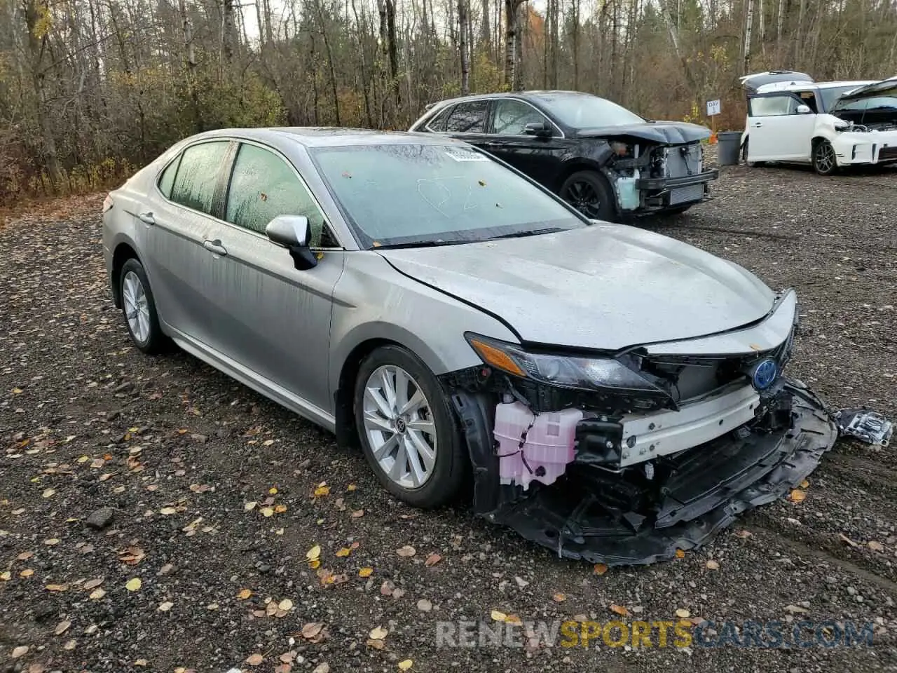 4 Photograph of a damaged car 4T1B21HK6PU019391 TOYOTA CAMRY 2023