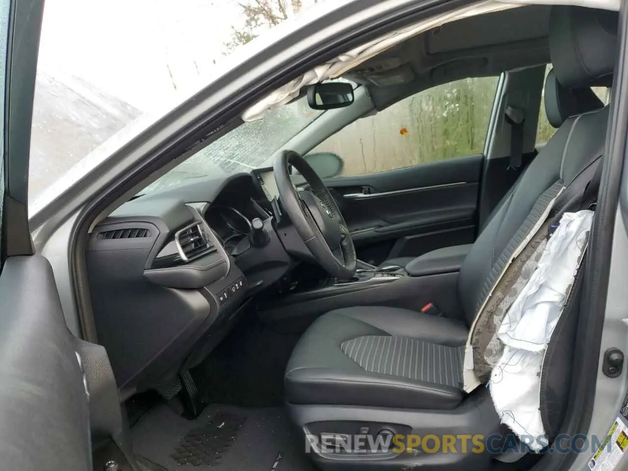 7 Photograph of a damaged car 4T1B21HK6PU019391 TOYOTA CAMRY 2023